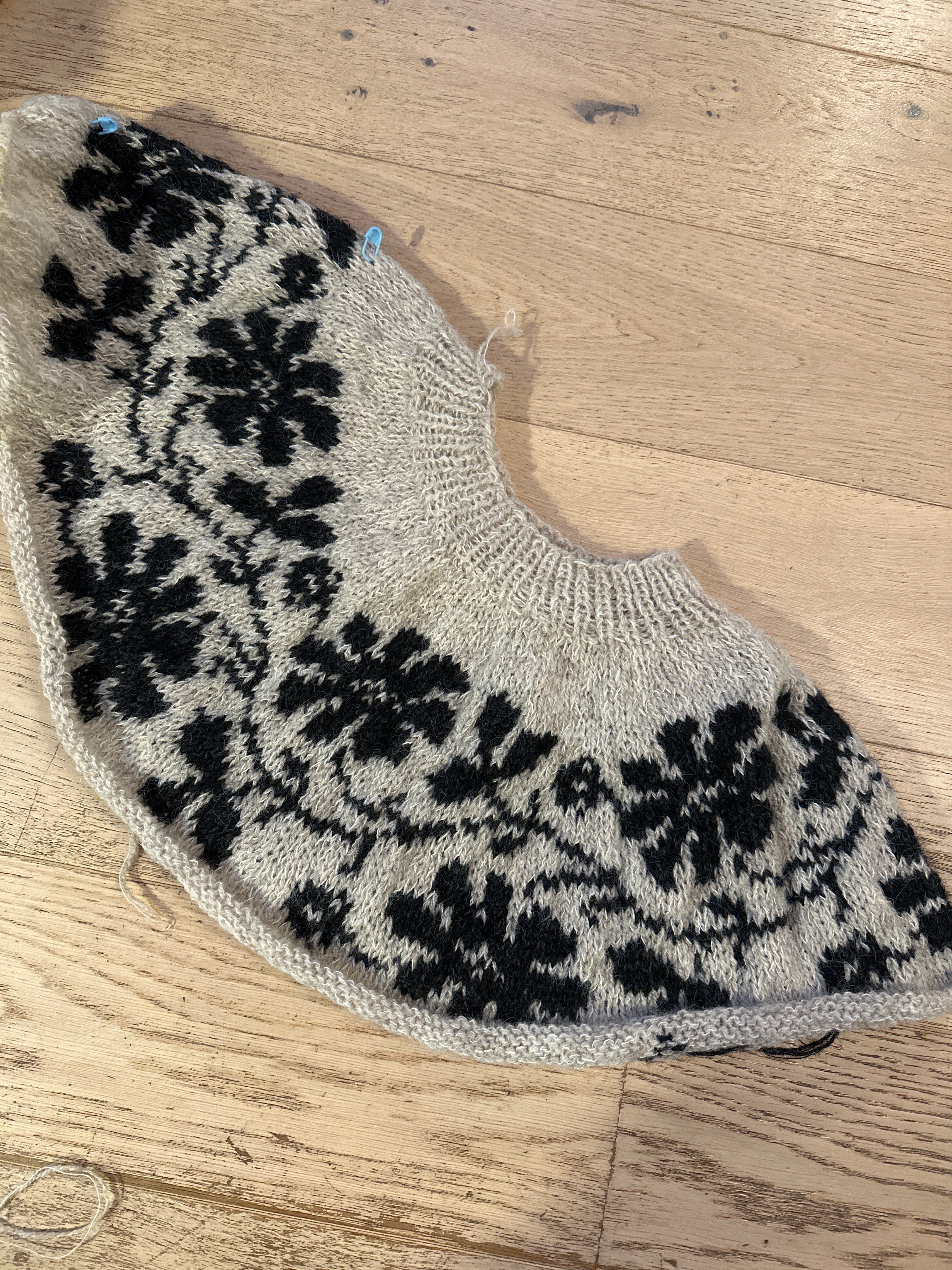 Blooming Vine Sweater